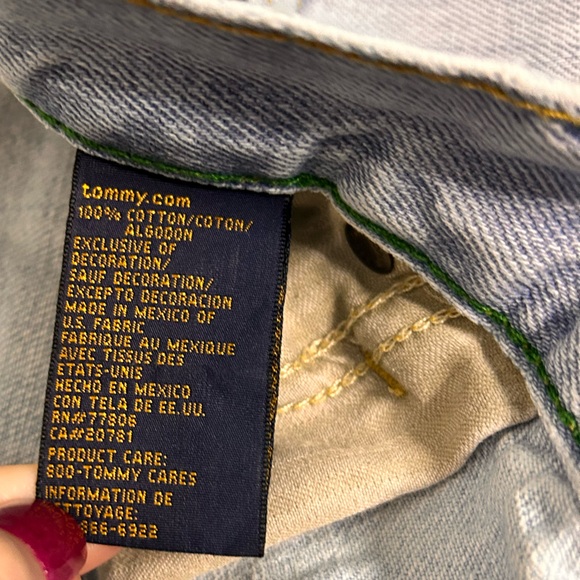 Tommy Hilfiger Men’s Relaxed Fit Light Blue Denim Straight Leg Jeans 38x30 - Picture 8 of 8